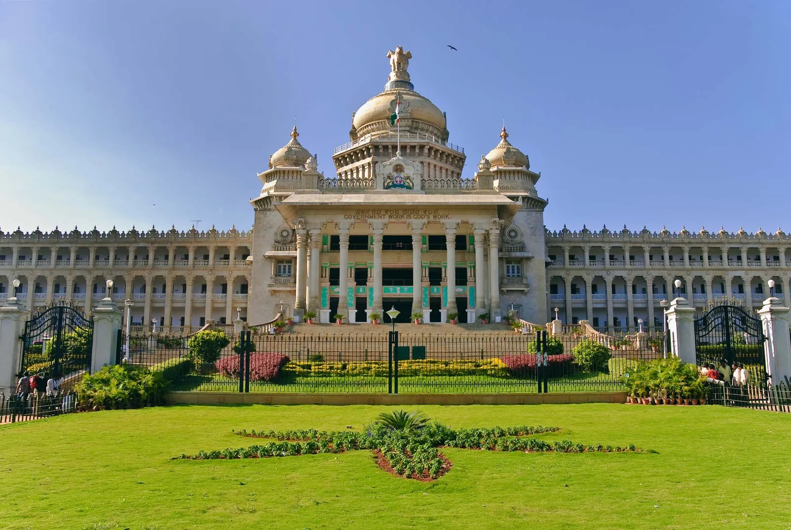 https://www.perfectchoiceholidays.in/admin/include/upload/city/671dd88d981f4Karnataka.webp