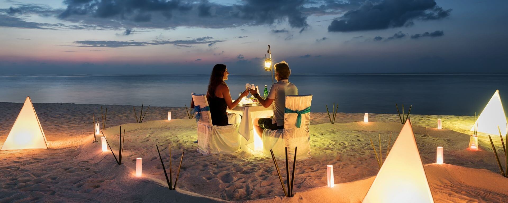 https://www.perfectchoiceholidays.in/admin/include/upload/theme/671df5c3ad644India-Honeymoon-Packages.jpg